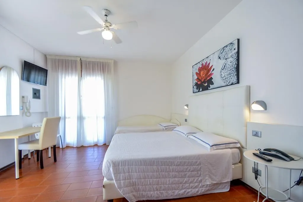 Hotel Palos Rimini 3*,